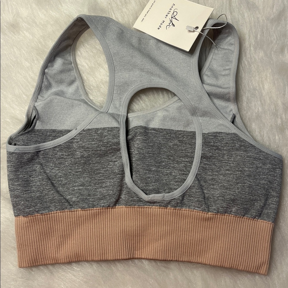 Colorblock Workout Set - Size Small - Picture 4 of 8